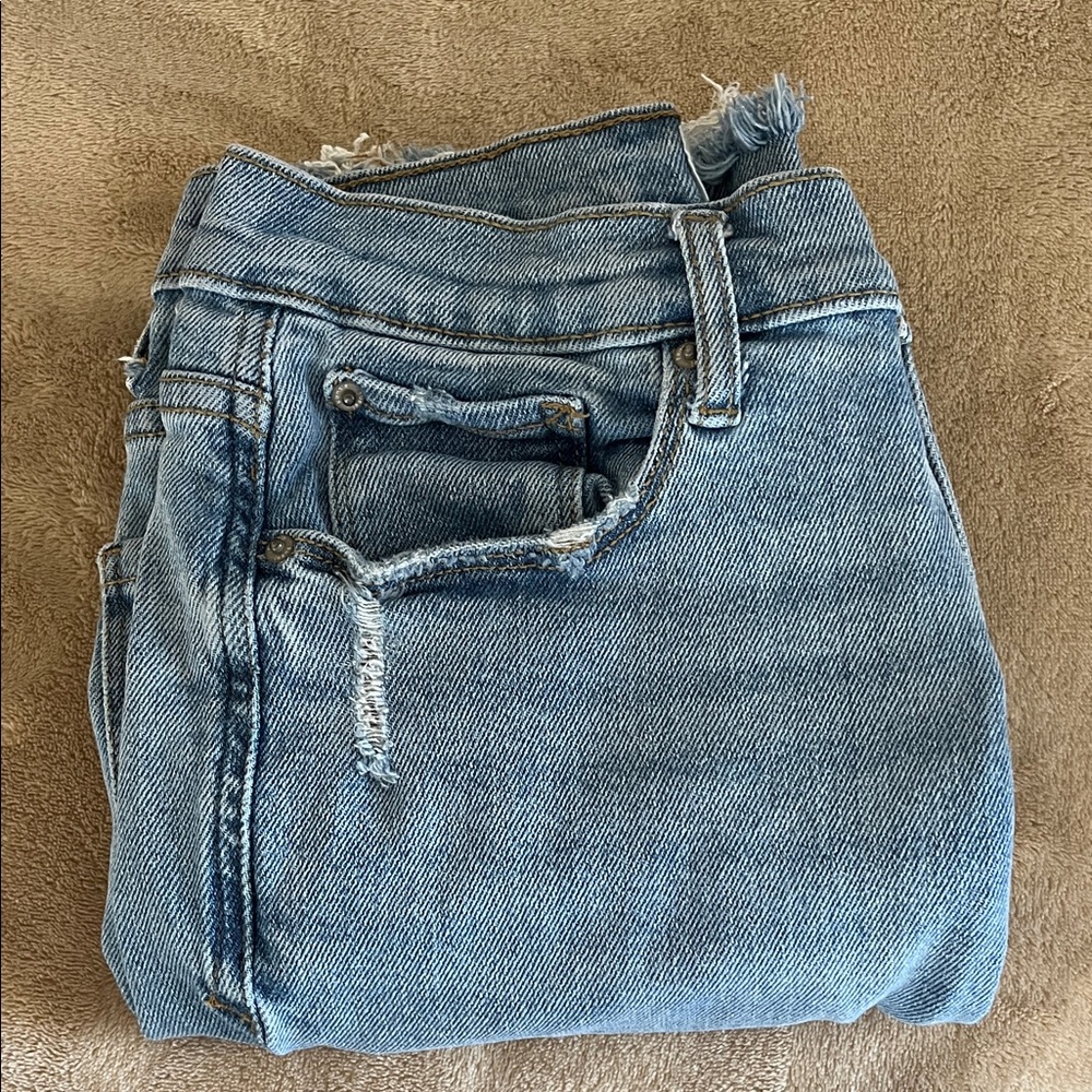 Kensie jeans light wash slim straight leg jeans